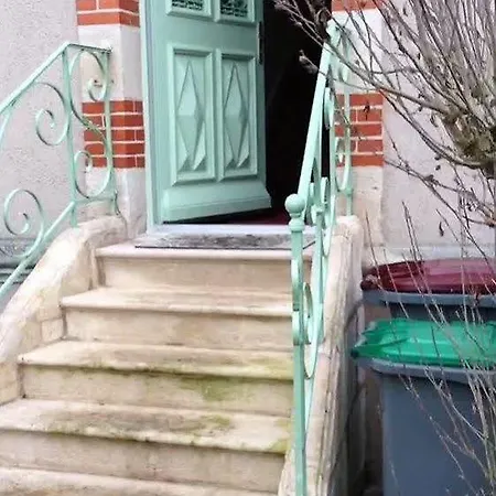 Vraie D'hotes Jusqu'a 4 Pers, Stationnement Gratuit, Prise Batterie